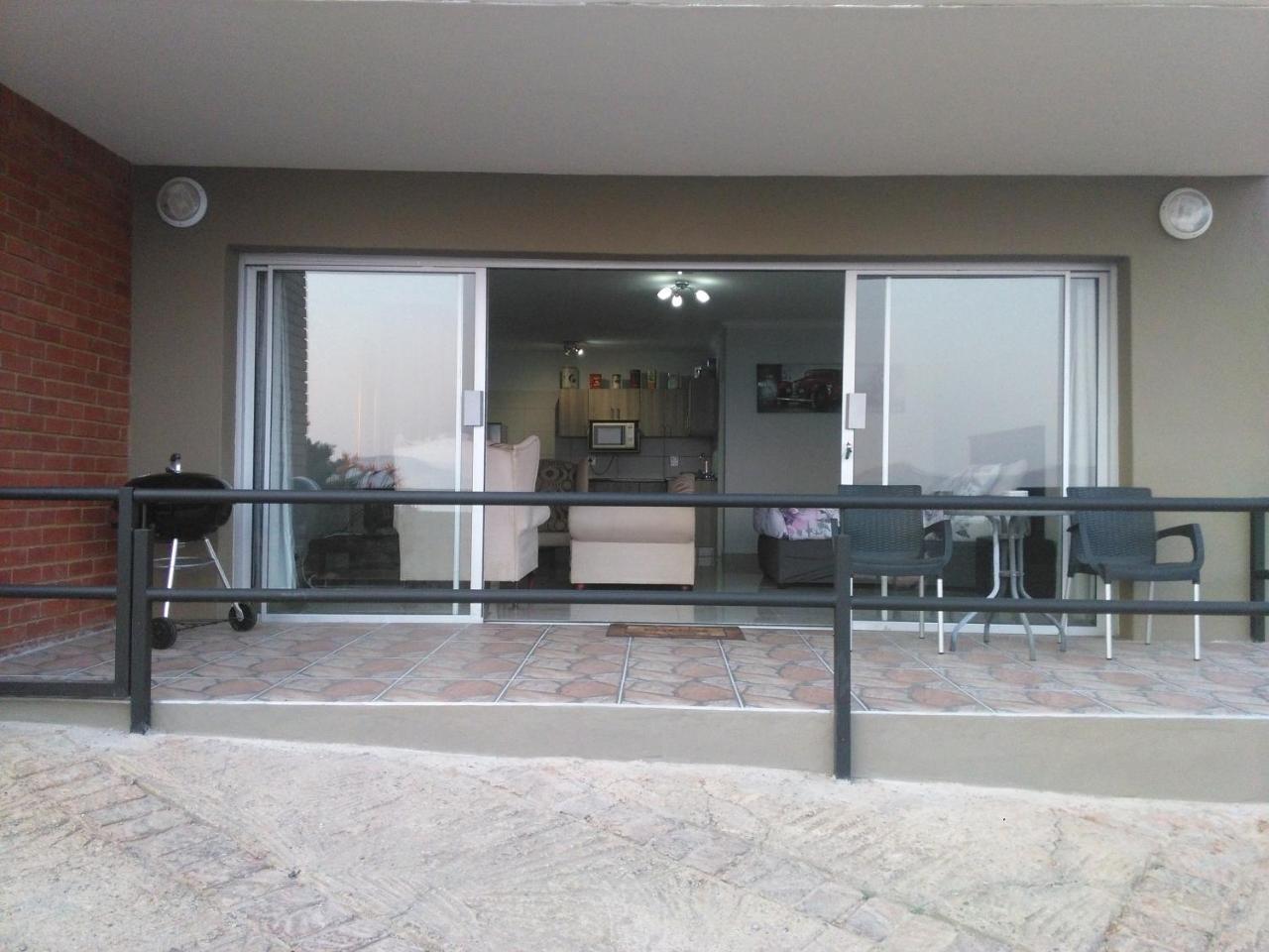 Thatch View Hartbeespoort Exterior foto